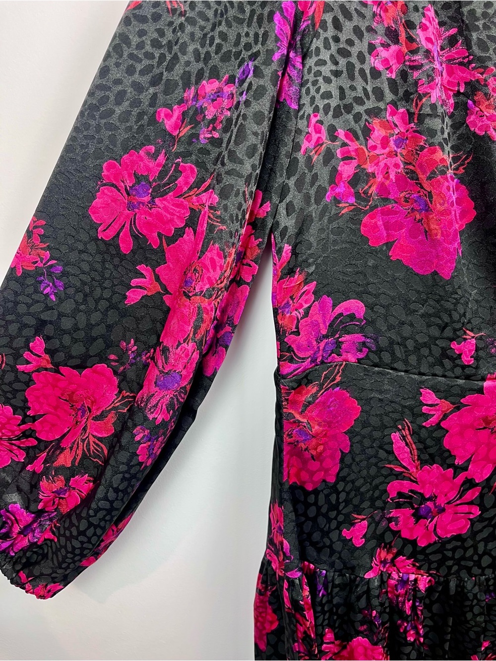 Robbie Bee Floral Faux Wrap Midi Dress Red Black Tie Waist Size 10 - Picture 3 of 14